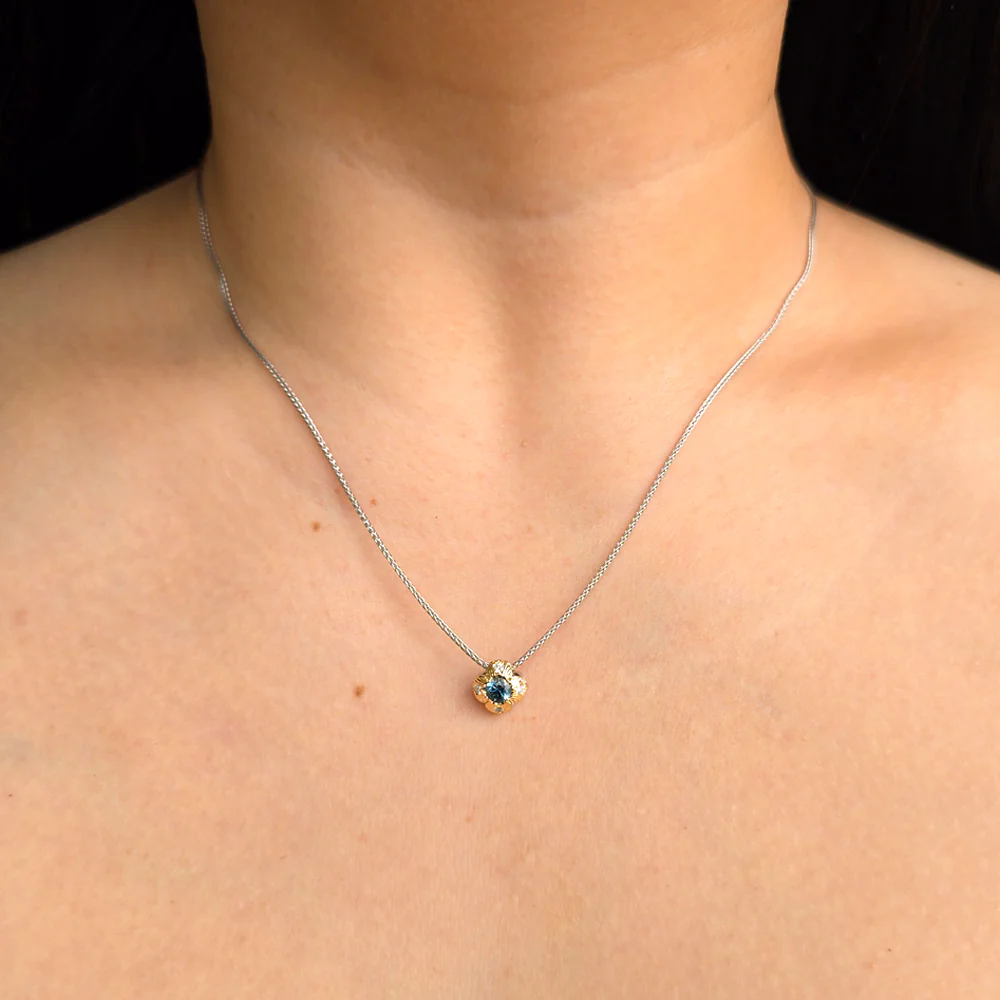 Montana Sapphire Two-Tone Reversible Necklace - "Quadrafolium" - Image 2
