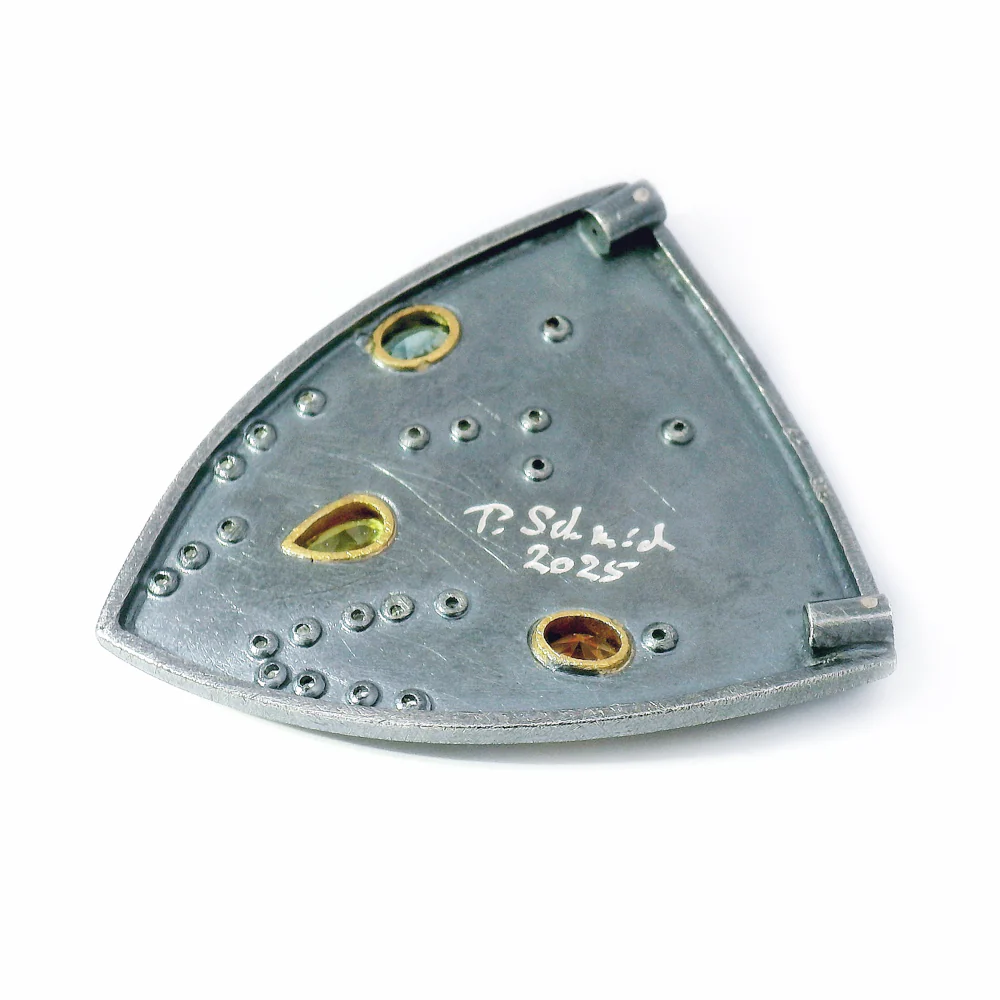 One-of-a-Kind Montana Sapphire, Sterling Silver & Gold Vario Pendant - "Freyja" - Image 4